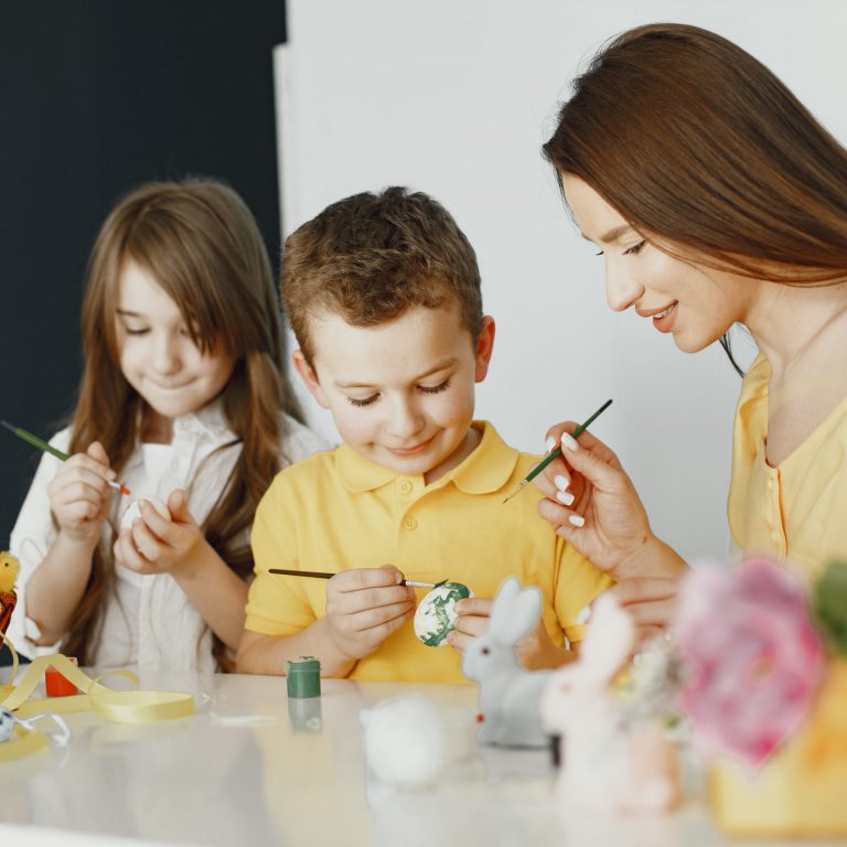 Campamento de inglés para pascua en valencia -huevo de pascua Campamento de inglés para pascua en valencia -huevo de pascua