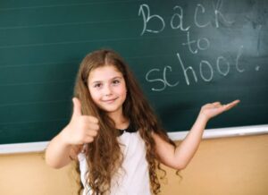 Cursos de inglés para centros educativos en Valencia - Niña